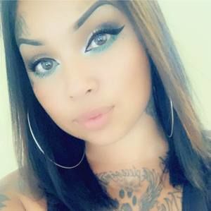 Meet your Posher, Mariela